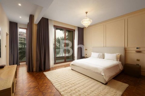 Kaupunkipientalo Jumeirah Islands, Dubai, Arabiemiraatit 4 makuuhuonetta, 198 m2 № 643773 - kuva 3