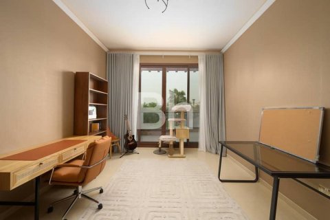 Kaupunkipientalo Jumeirah Islands, Dubai, Arabiemiraatit 4 makuuhuonetta, 198 m2 № 643773 - kuva 10