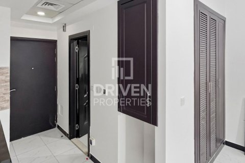 Apartamento en venta en Jumeirah Village Circle, Dubai, EAU 1 habitación, 32.33 m2 № 767146 - foto 4