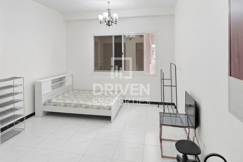 Apartamento en venta en Jumeirah Village Circle, Dubai, EAU 1 habitación, 32.33 m2 № 767146 - foto 2