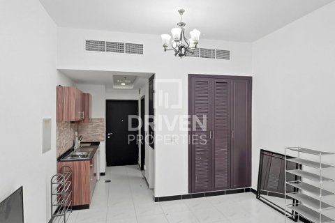 Apartamento en venta en Jumeirah Village Circle, Dubai, EAU 1 habitación, 32.33 m2 № 767146 - foto 1