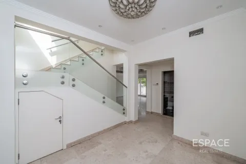 Villa The Springs, Dubaijā, AAE 3 istabas, 228 m2 Nr. 650207 - attēls 2