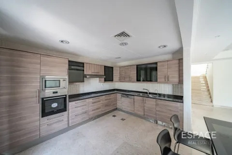 Villa The Springs, Dubaijā, AAE 3 istabas, 228 m2 Nr. 650207 - attēls 5