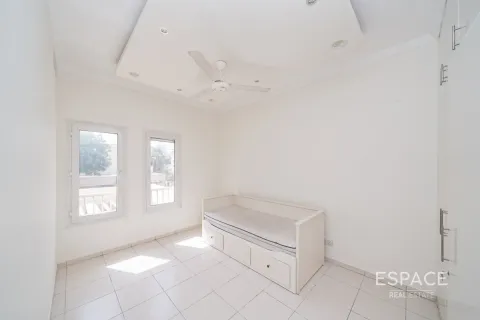 Villa The Springs, Dubaijā, AAE 3 istabas, 228 m2 Nr. 650207 - attēls 11