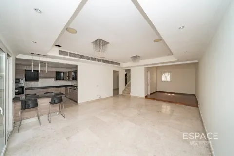 Villa The Springs, Dubaijā, AAE 3 istabas, 228 m2 Nr. 650207 - attēls 4