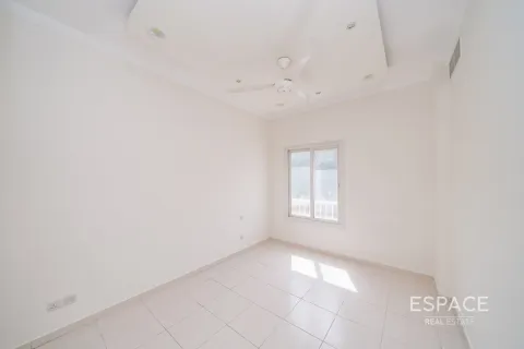 Villa The Springs, Dubaijā, AAE 3 istabas, 228 m2 Nr. 650207 - attēls 17