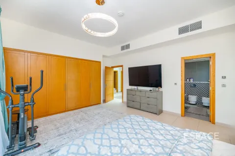 Jumeirah Park, Dubai, UAE의 임대용 빌라 침실 4개, 455제곱미터 번호 650206 - 사진 6