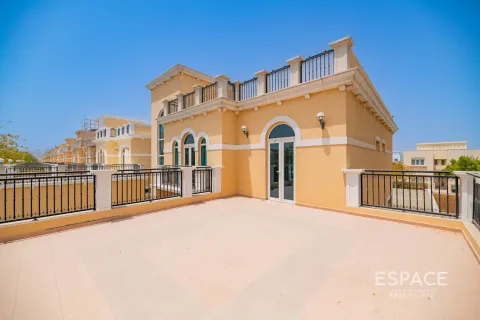 Jumeirah Park, Dubai, UAE의 임대용 빌라 침실 4개, 455제곱미터 번호 650206 - 사진 14