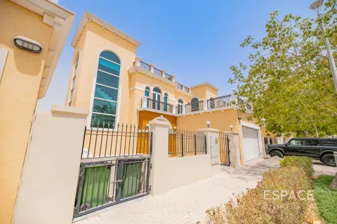 Jumeirah Park, Dubai, UAE의 임대용 빌라 침실 4개, 455제곱미터 번호 650206 - 사진 15