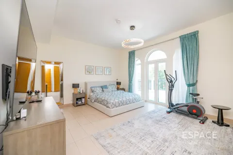 Jumeirah Park, Dubai, UAE의 임대용 빌라 침실 4개, 455제곱미터 번호 650206 - 사진 5