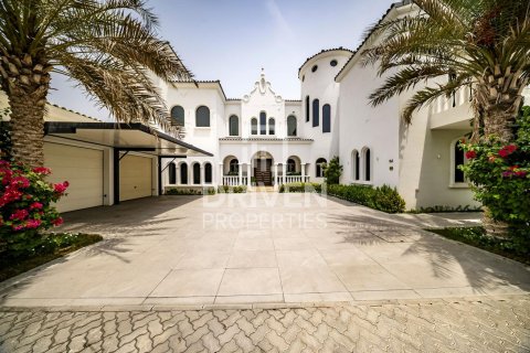 Vila u Palm Jumeirah, Dubai, UAE 6 spavaćih soba, 1365.12 m2 Br. 742027 - fotografija 2