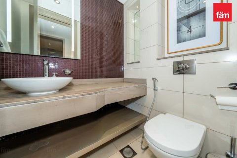 Apartment in Business Bay, Dubai, UAE 1 bedroom, 89.7 sq.m. № 641629 - photo 11