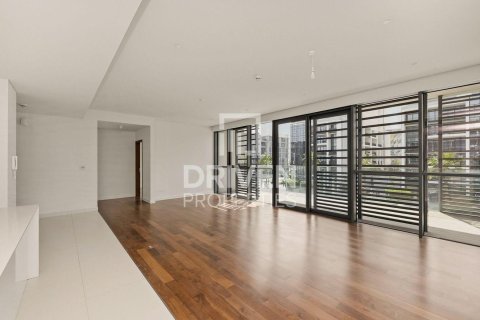 Apartment til salg i City Walk, Dubai, UAE 3 soveværelser, 214.98 kvm № 743344 - foto 3