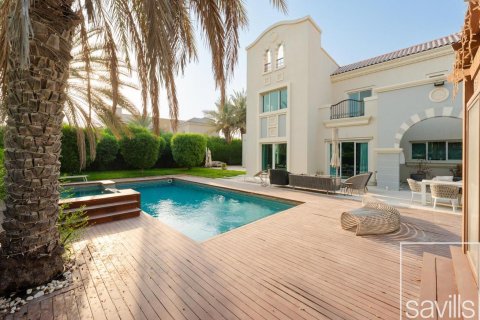 Villa til leje i Dubai Sports City, Dubai, UAE 6 soveværelser, 1322 kvm № 638075 - foto 2