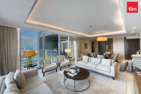 Huoneisto Downtown Dubai (Downtown Burj Dubai), Arabiemiraatit 2 makuuhuonetta, 148.8 m2 № 652346 - kuva 2