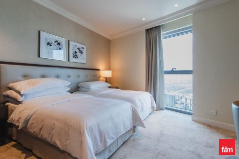 Huoneisto Downtown Dubai (Downtown Burj Dubai), Arabiemiraatit 2 makuuhuonetta, 148.8 m2 № 652346 - kuva 6