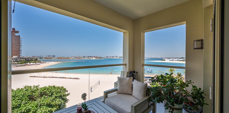 Apartment i Palm Jumeirah, Dubai, UAE 2 soveværelser, 144 kvm № 749728