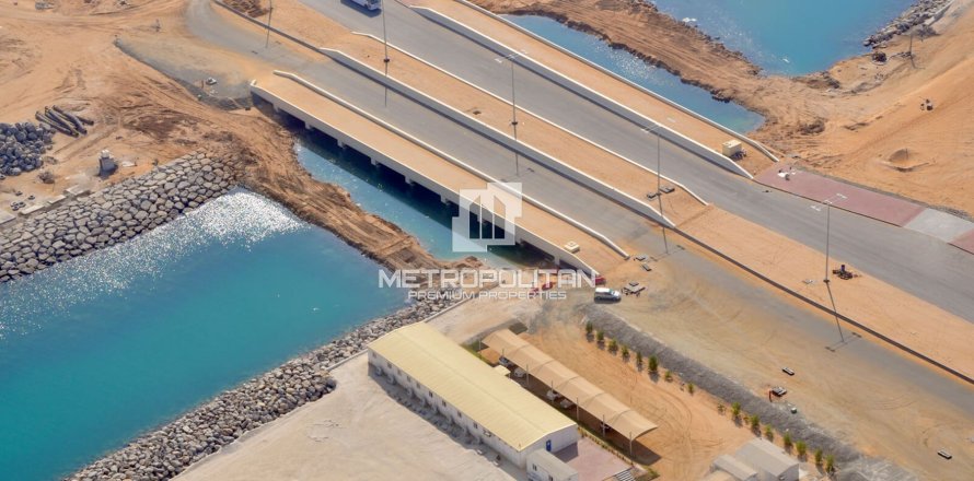 قطعة أرض في Al Marjan Island، رأس الخيمة 26756 متر مربع . ر قم 664788