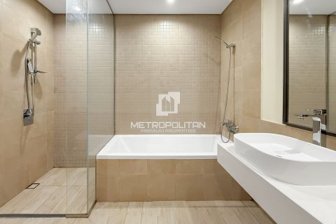 דירה למכירה ב Al Kifaf, Dubai, איחוד האמירויות 2 חדרי שינה, 140 מ"ר, מספר 664782 - תמונה 12