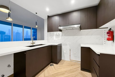 דירה למכירה ב Al Kifaf, Dubai, איחוד האמירויות 2 חדרי שינה, 140 מ"ר, מספר 664782 - תמונה 8