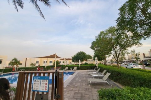 Пәтер Дубай, БАӘ-да 3 жатын бөлмелер, 211.7 м² № 696868 - фото 10