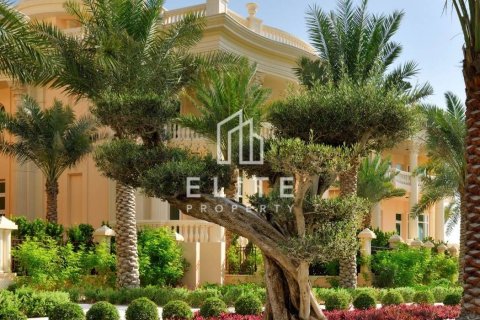 Vila di Palm Jumeirah, Dubai, UAE 4 bilik tidur, 1403 meter persegi № 736374 - foto 12