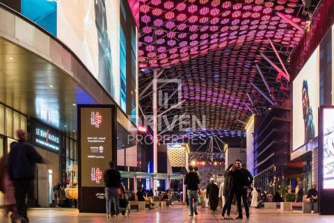 Apartman u City Walk, Dubai, UAE 3 spavaćih soba, 283.17 m2 Br. 742901 - fotografija 7