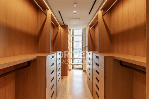 Appartement te koop in Jumeirah, Dubai, VAE 3 slaapkamers, 244 vr.m., nr 653337 - foto 17