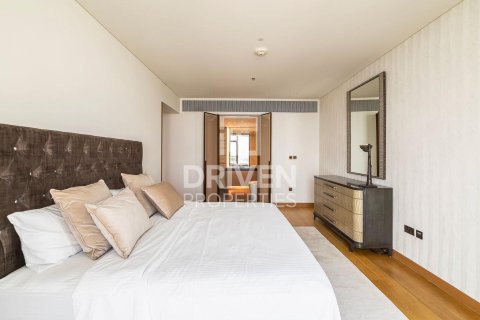 Appartement te koop in Jumeirah, Dubai, VAE 3 slaapkamers, 244 vr.m., nr 653337 - foto 7