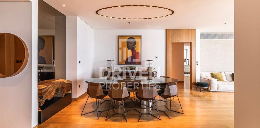 آپارتمان در Jumeirah، Dubai ، امارات متحده عربی 3 خوابه ، 244 متر مربع.  شماره 653337