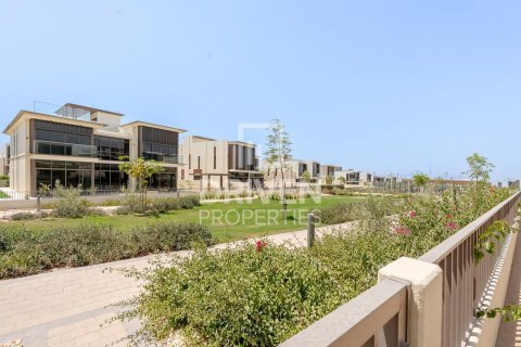 Vila v Dubai Hills Estate, Dubai, SAE 4 ložnice, 501 m² Č.: 653338 - fotografie 28
