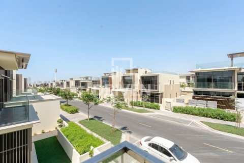 Vila v Dubai Hills Estate, Dubai, SAE 4 ložnice, 501 m² Č.: 653338 - fotografie 25
