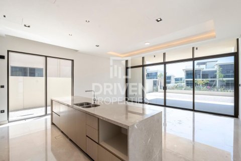 Vila v Dubai Hills Estate, Dubai, SAE 4 ložnice, 501 m² Č.: 653338 - fotografie 6