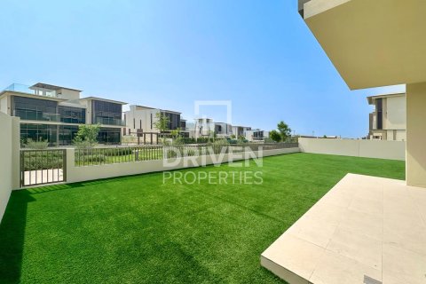 Vila v Dubai Hills Estate, Dubai, SAE 4 ložnice, 501 m² Č.: 653338 - fotografie 30