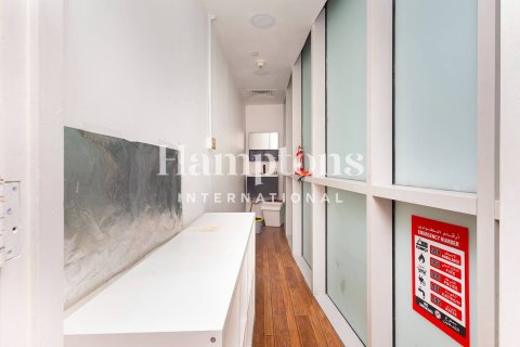 Shop til leje i Dubai Marina, Dubai, UAE 165.08863100 kvm № 651616 - foto 14