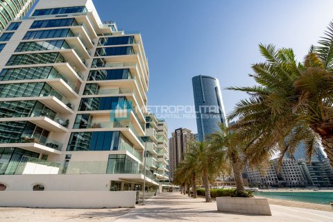 Huoneisto Al Reem Island, Abu Dhabi, Arabiemiraatit 3 makuuhuonetta, 194.1 m2 № 697538 - kuva 12