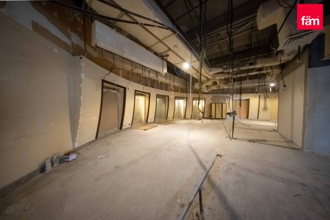 Kedai di Sheikh Zayed Road, Dubai, UAE 527.6 meter persegi № 686065 - foto 4