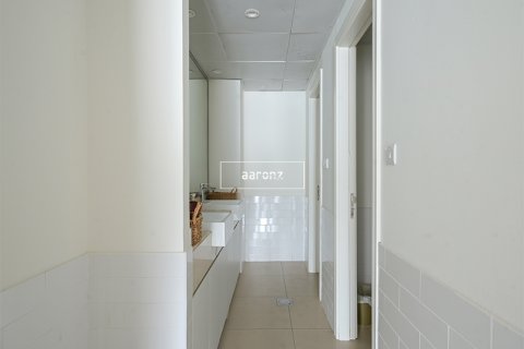 משרד להשכרה ב Jumeirah Lake Towers, Dubai, איחוד האמירויות  107 מ"ר, מספר 642137 - תמונה 8