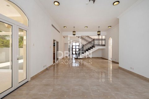 فيلا للإيجار في فيلات، دبي، الإمارات العربية المتحدة 5 غرفة نوم ، 520 متر مربع ، رقم 655129 - صورة 10