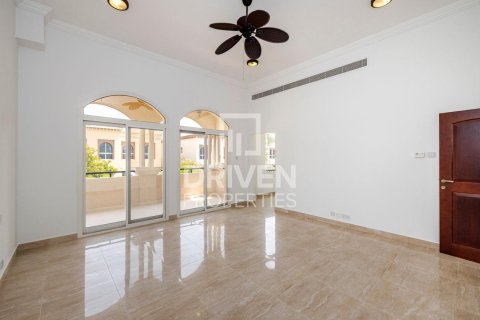 فيلا للإيجار في فيلات، دبي، الإمارات العربية المتحدة 5 غرفة نوم ، 520 متر مربع ، رقم 655129 - صورة 23