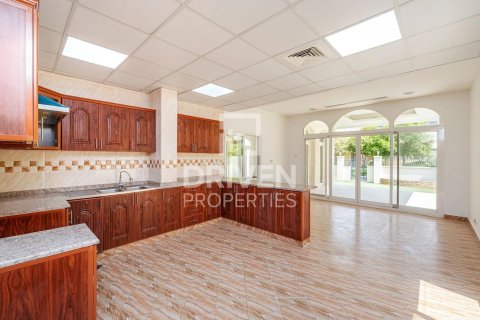 فيلا للإيجار في فيلات، دبي، الإمارات العربية المتحدة 5 غرفة نوم ، 520 متر مربع ، رقم 655129 - صورة 28