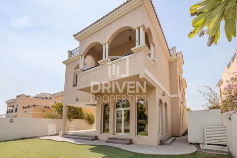 فيلا للإيجار في فيلات، دبي، الإمارات العربية المتحدة 5 غرفة نوم ، 520 متر مربع ، رقم 655129 - صورة 9