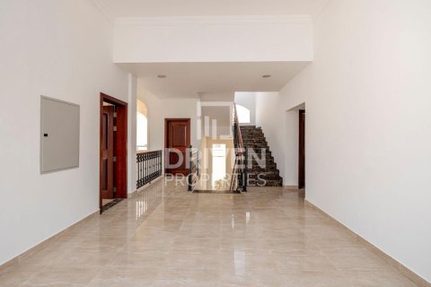 فيلا للإيجار في فيلات، دبي، الإمارات العربية المتحدة 5 غرفة نوم ، 520 متر مربع ، رقم 655129 - صورة 11