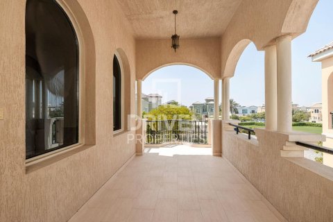 Villa en alquiler en The Villa, Dubai, EAU 5 dormitorios, 520 m2 № 655129 - foto 4