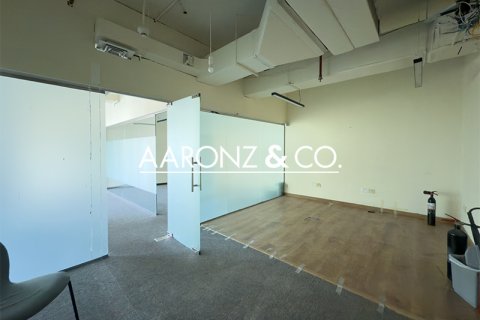 Oficina en alquiler en Business Bay, Dubai, EAU 114 m2 № 670651 - foto 5