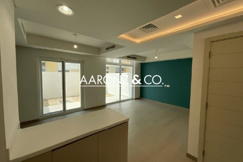Kaupunkipientalo Dubai, Arabiemiraatit 3 makuuhuonetta, 112.2 m2 № 670649 - kuva 2