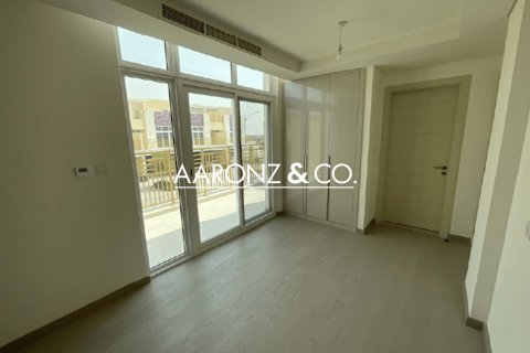 Kaupunkipientalo Dubai, Arabiemiraatit 3 makuuhuonetta, 112.2 m2 № 670649 - kuva 15