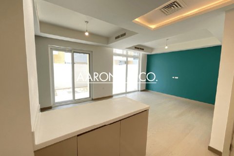 Radový dom v DAMAC Hills (Akoya by DAMAC), Dubai, SAE 3 spálne, 112 m2 č. 670649 - Fotografia 4