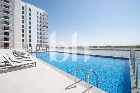 Huoneisto Yas Island, Abu Dhabi, Arabiemiraatit 2 makuuhuonetta, 101 m2 № 642529 - kuva 9