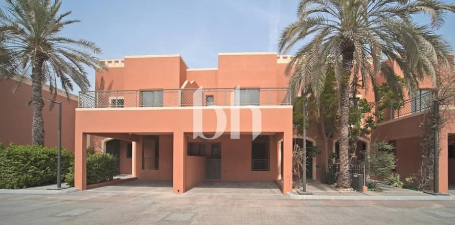 Kamienica w Abu Dhabi, ZEA 4 sypialnie, 273 mkw. nr 642527